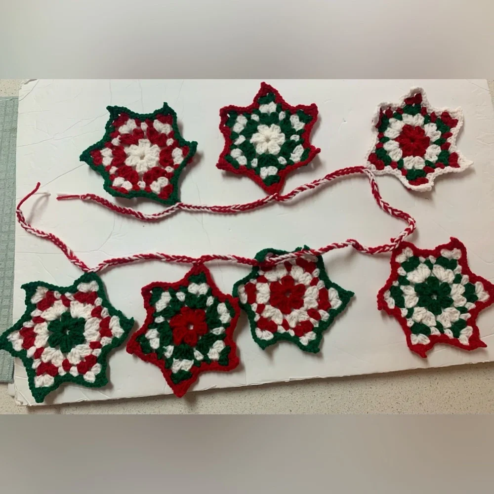 Christmas Holiday Star Garland New Handmade Crochet Seven Stars